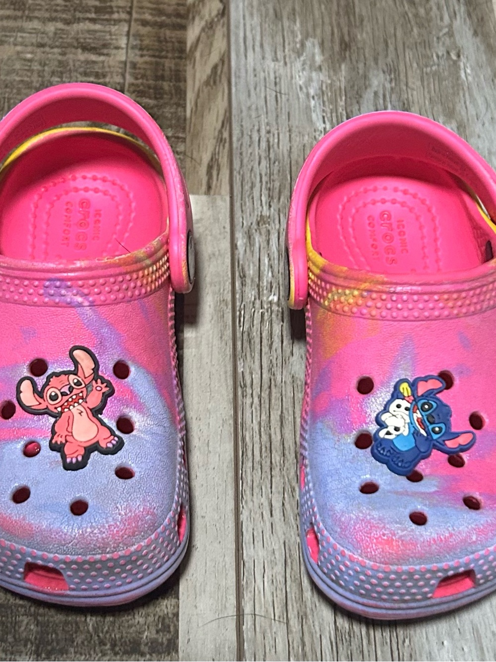 Kids Pink Tie-Dye Stitch Croc-Style Clogs 7c